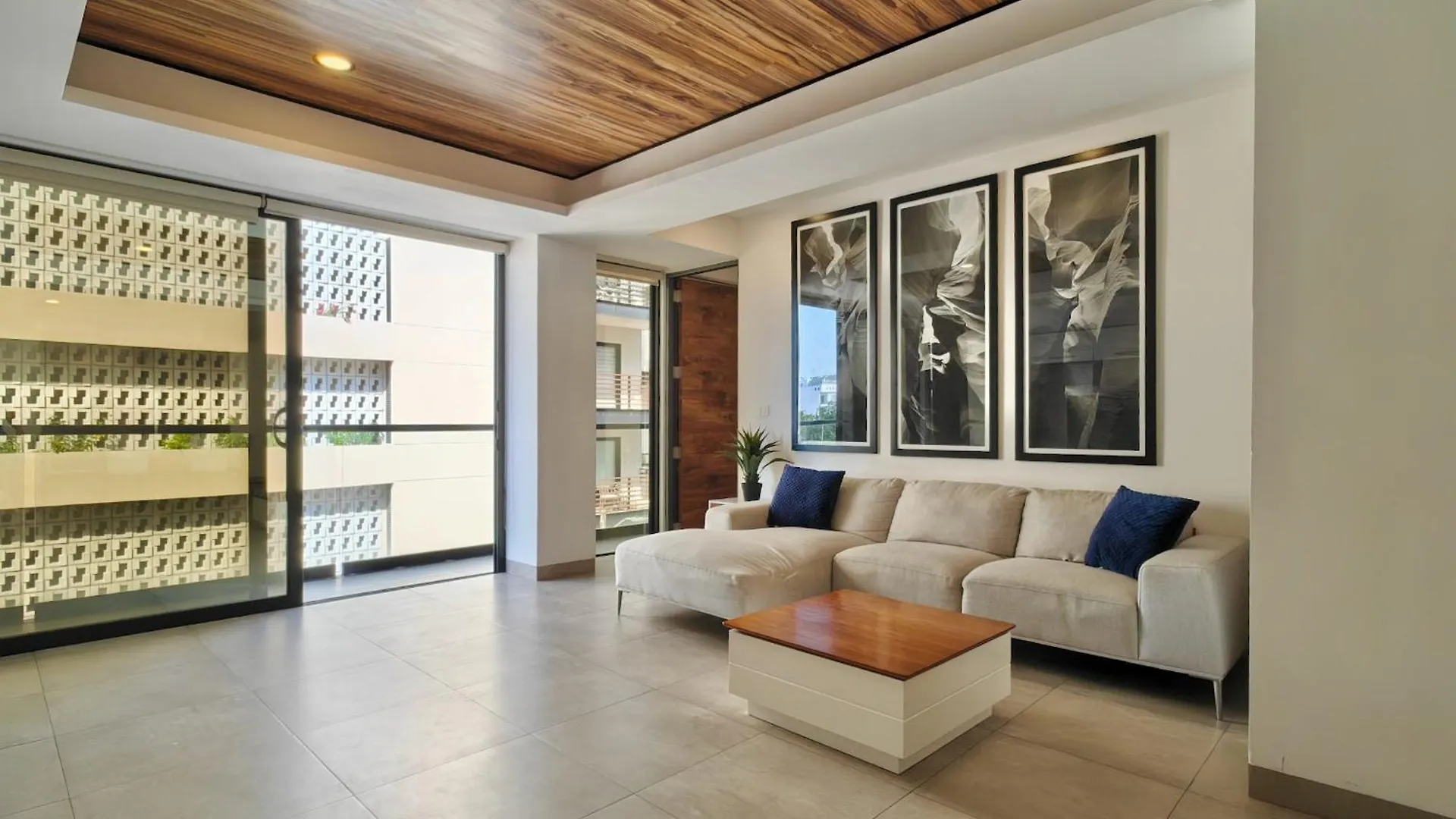 Icono Playa By Booking Guys Playa del Carmen 0*,